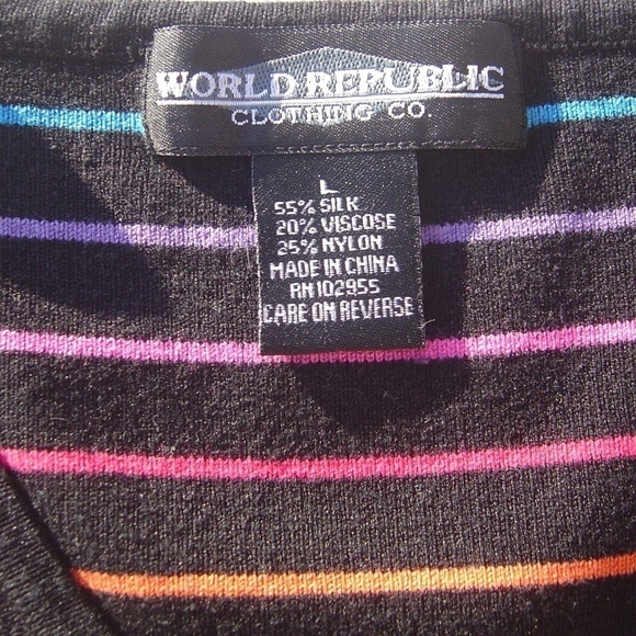 Pride!- World Republic Black Sweater with Rainbow Stripes Sleeveless Size Large - Picture 7 of 7